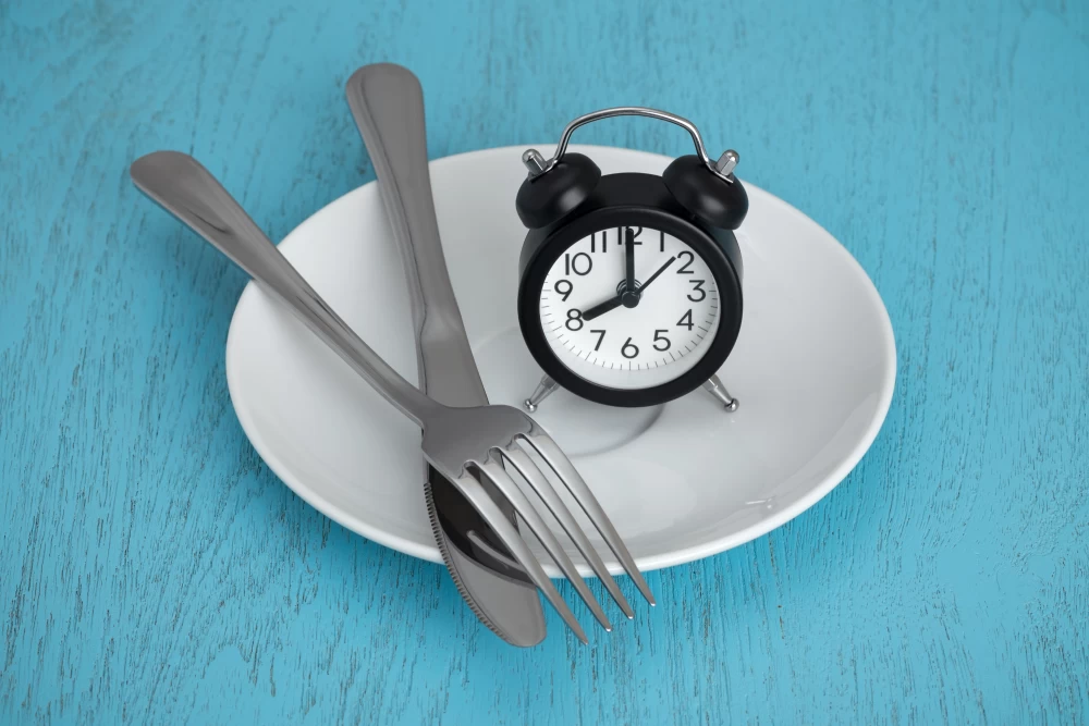 Intermittent Fasting and Immune System: Benefits and Risks for Immune Health