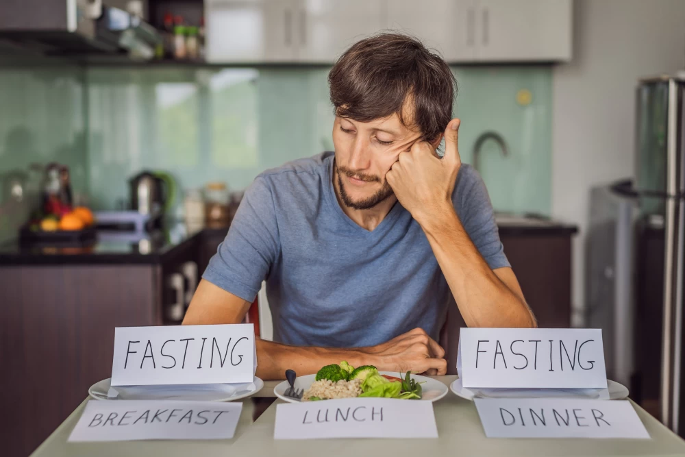 What to Eat and Drink While Intermittent Fasting Tips and Guidelines.2