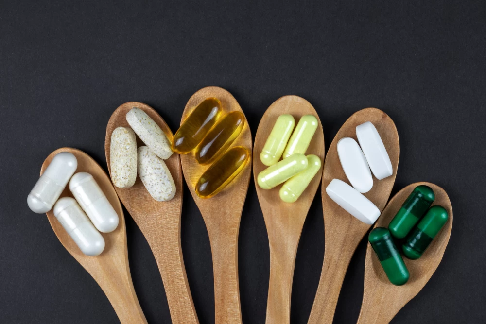 12 Side Effects of Consuming Too Many Multivitamins.1