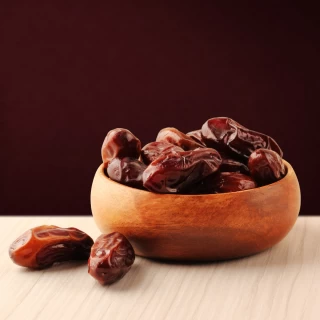 12 Amazing Benefits of Dates.1