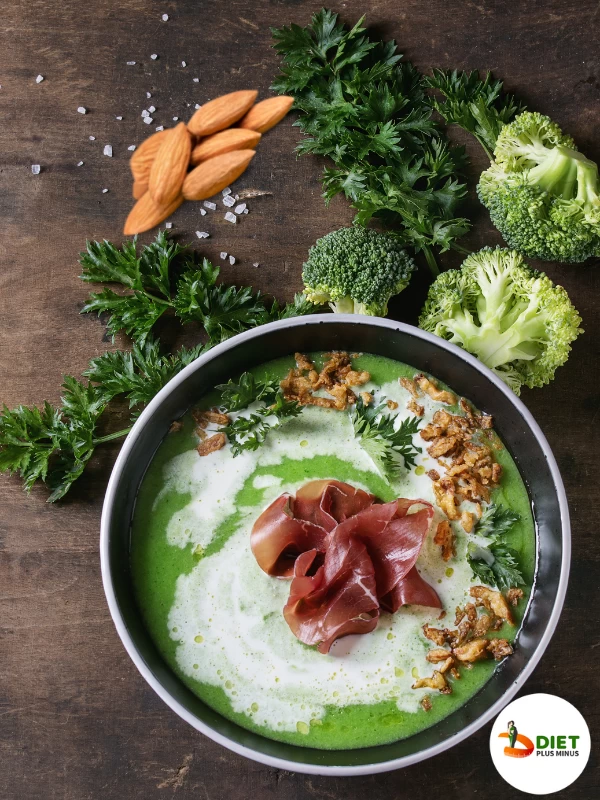 Broccoli and Almond Soup