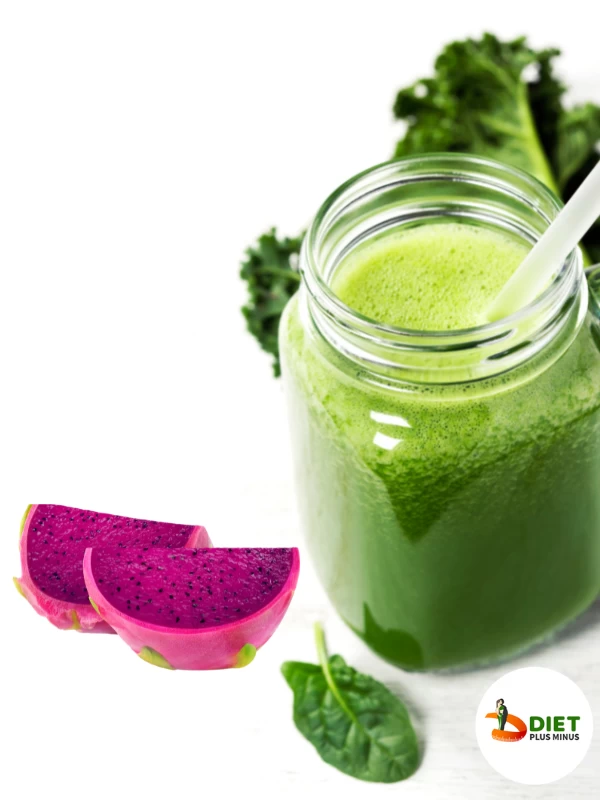 Kale and dragon fruit green smoothie