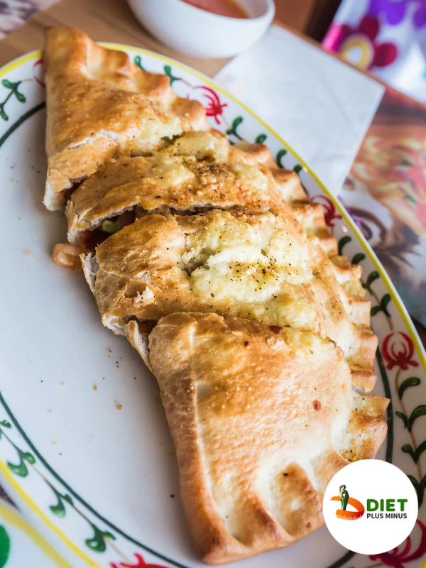 Pizza Puff  (Paneer Puff)